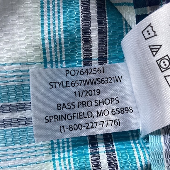 Worldwide Sportsman White Blue Plaid  Button Down Shirt, Size XXL SPF 30 - Picture 13 of 13